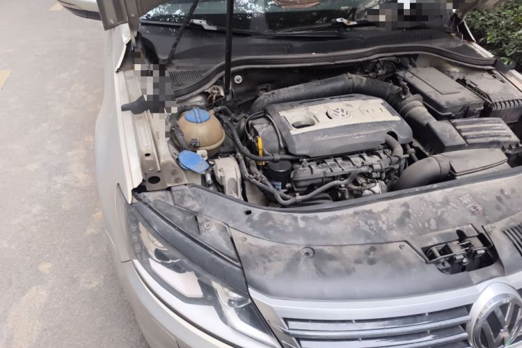 Used Volkswagen FAW-Volkswagen CC 2018 1.8TSI Prestige Model Engine Bay Right