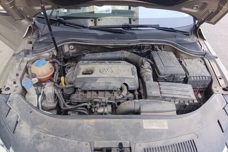 Used Volkswagen FAW-Volkswagen CC 2018 1.8TSI Luxury Model Engine Bay