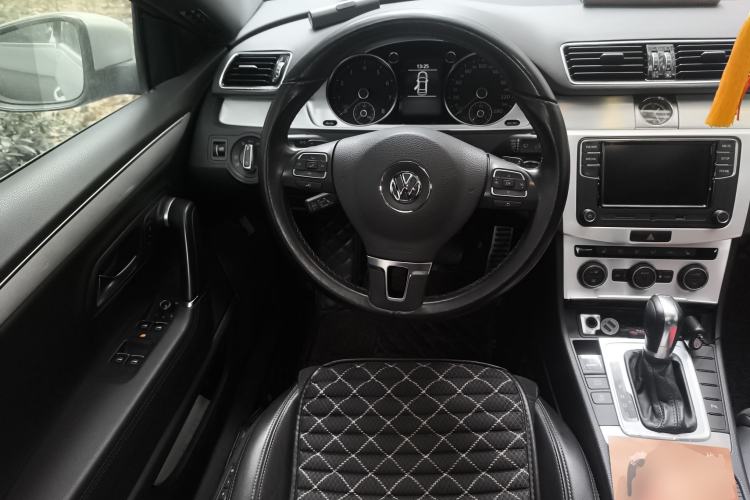 Used Volkswagen FAW-Volkswagen CC 2018 1.8TSI Prestige Model Steering Wheel