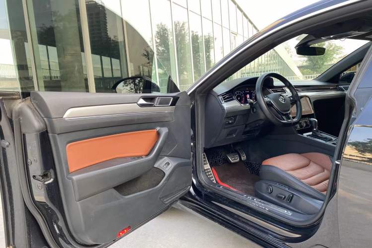Used Volkswagen FAW-Volkswagen CC 2019 380TSI Glamour Edition China V Standard Driver Seat