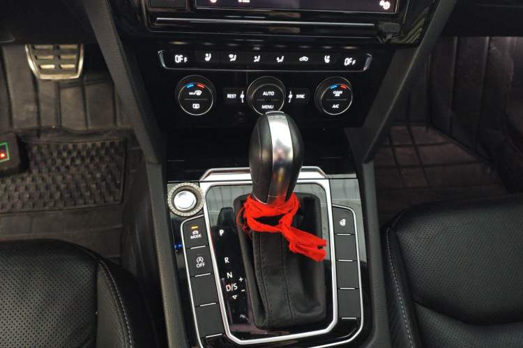 Used Volkswagen FAW-Volkswagen CC 2019 330TSI Glamour Edition China VI Gear Lever