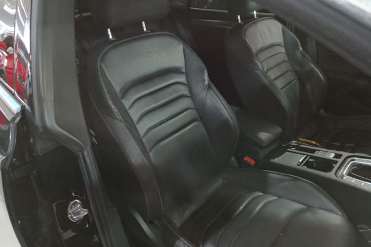 Used Volkswagen FAW-Volkswagen CC 2019 330TSI Glamour Edition China V Standard Right Front Seat