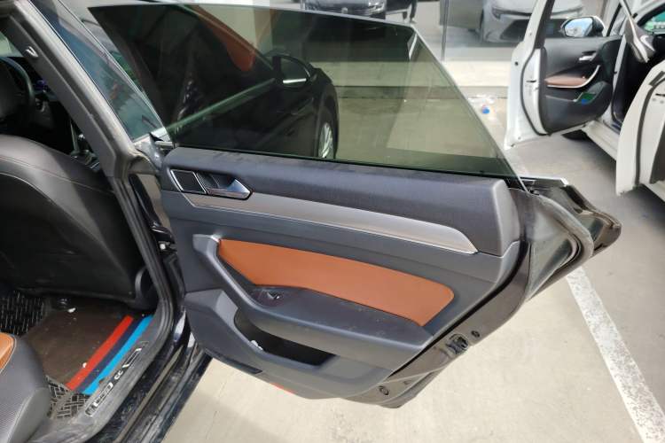 Used Volkswagen FAW-Volkswagen CC 2019 380TSI Glamour Edition China V Standard Right Rear Door Interior