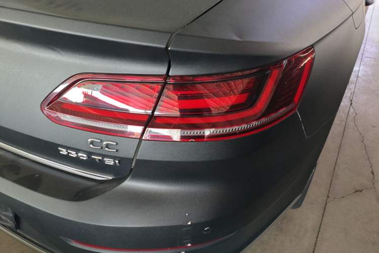 Used Volkswagen FAW-Volkswagen CC 2019 330TSI Glamour Edition China VI Right Rear Taillight