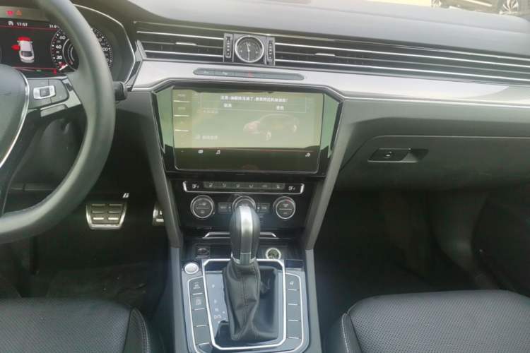 Used Volkswagen FAW-Volkswagen CC 2019 380TSI Glamour Edition China VI Standard Audio And AC Panel