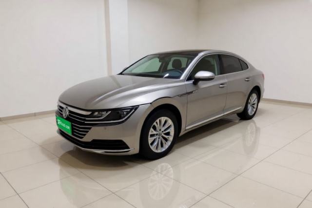 Volkswagen FAW-Volkswagen CC 2019 380TSI Glamour Edition China V Standard مستعملة
