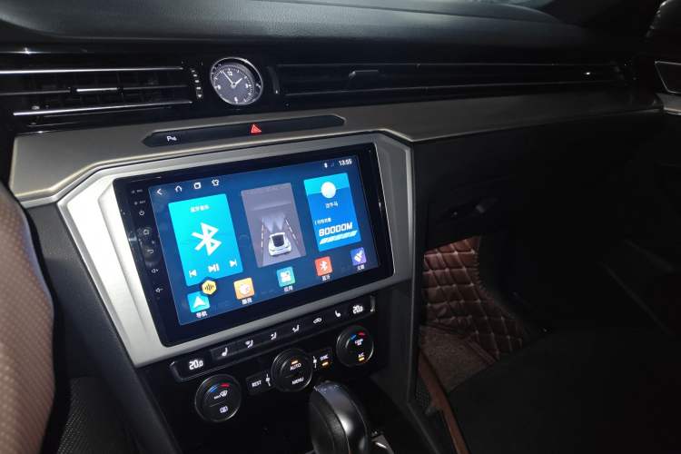 Used Volkswagen FAW-Volkswagen CC 2019 330TSI Huayan Edition China VI Audio And AC Panel