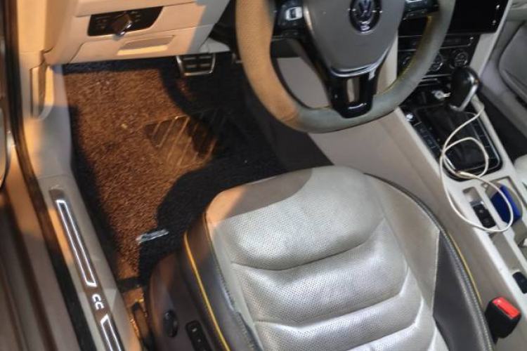 Used Volkswagen FAW-Volkswagen CC 2019 380TSI Yeyan Edition China VI Standard Interior 3