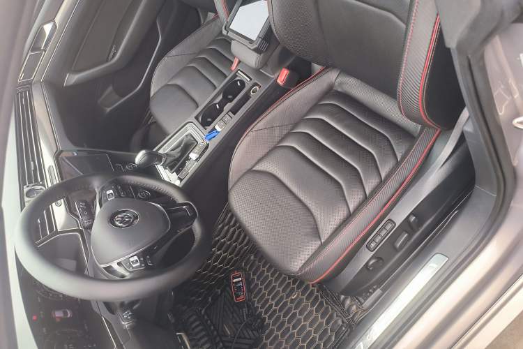 Used Volkswagen FAW-Volkswagen CC 2019 380TSI Yeyan Edition China V Standard Left Front Seat