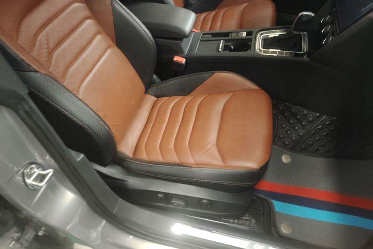 Used Volkswagen FAW-Volkswagen CC 2019 380TSI Glamour Edition China V Standard Right Front Seat
