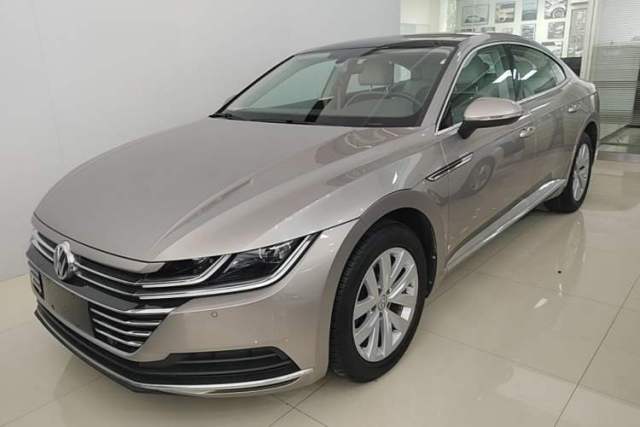 Ojetý Volkswagen FAW-Volkswagen CC 2019 330TSI Huayan Edition China V Standard