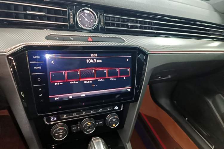 Used Volkswagen FAW-Volkswagen CC 2019 380TSI Glamour Edition China VI Standard Audio And AC Panel