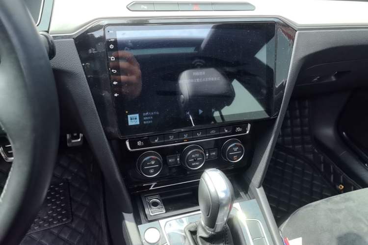 Used Volkswagen FAW-Volkswagen CC 2019 330TSI Huayan Edition China VI Audio And AC Panel