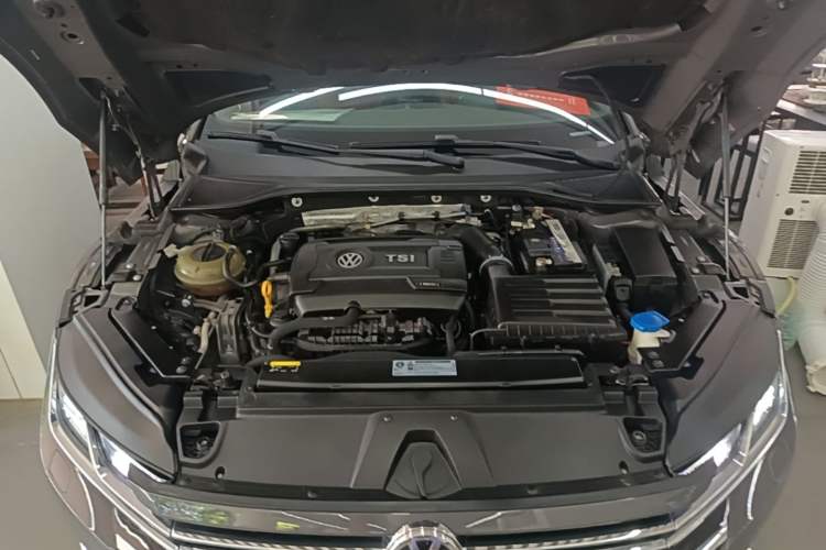 Used Volkswagen FAW-Volkswagen CC 2019 380TSI Glamour Edition China V Standard Engine Bay