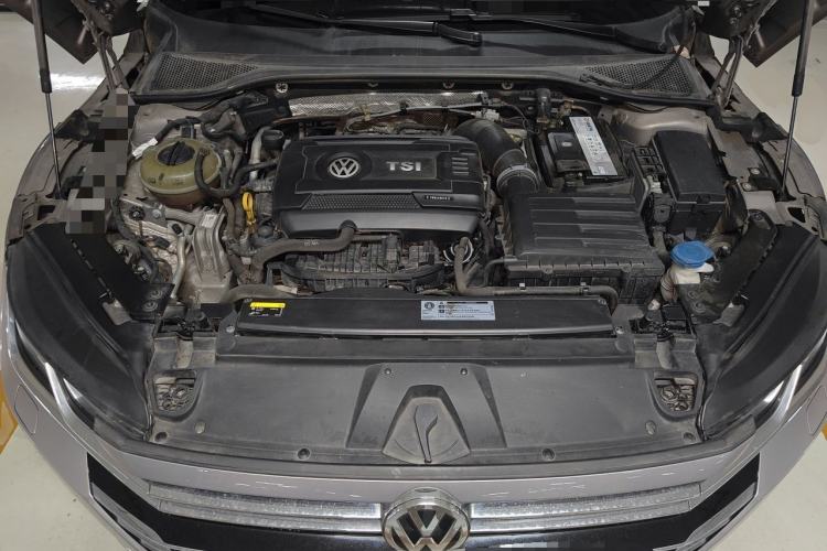 Used Volkswagen FAW-Volkswagen CC 2019 380TSI Yeyan Edition China V Standard Engine Bay
