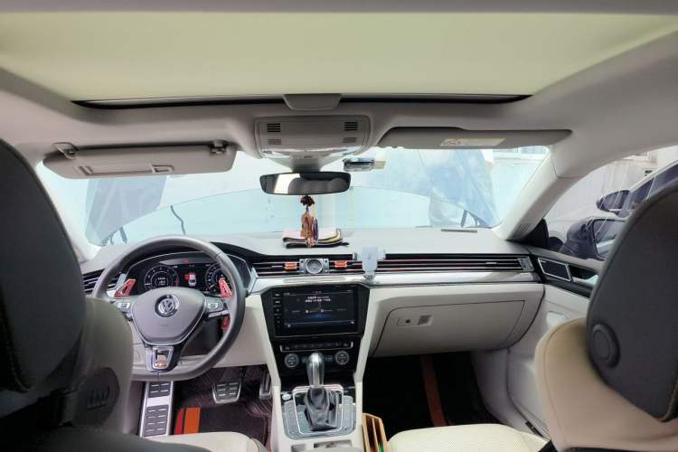 Used Volkswagen FAW-Volkswagen CC 2019 380TSI Yeyan Edition China VI Standard Headliner