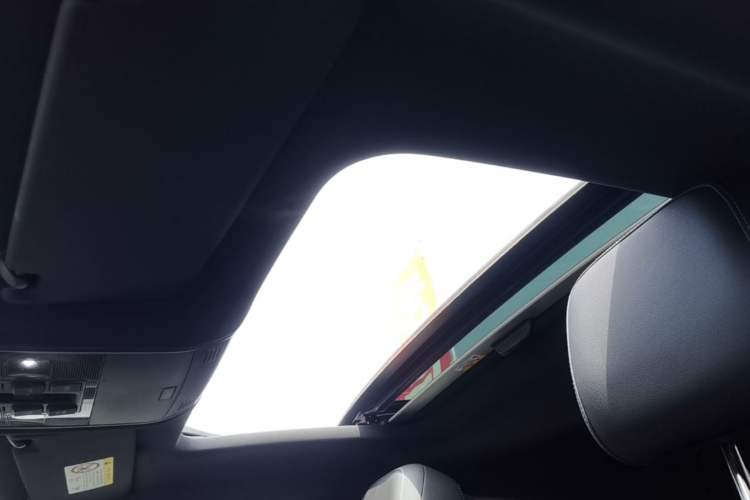 Used Volkswagen FAW-Volkswagen CC 2019 330TSI Huayan Edition China VI Headliner