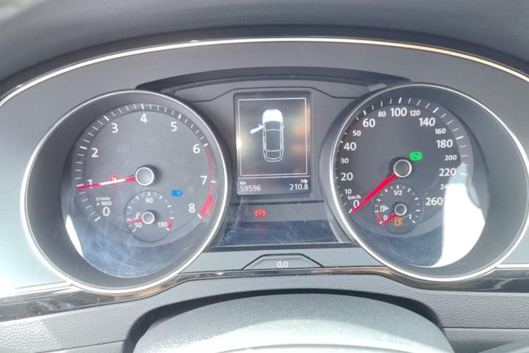 Used Volkswagen FAW-Volkswagen CC 2019 330TSI Huayan Edition China VI Instrument Cluster