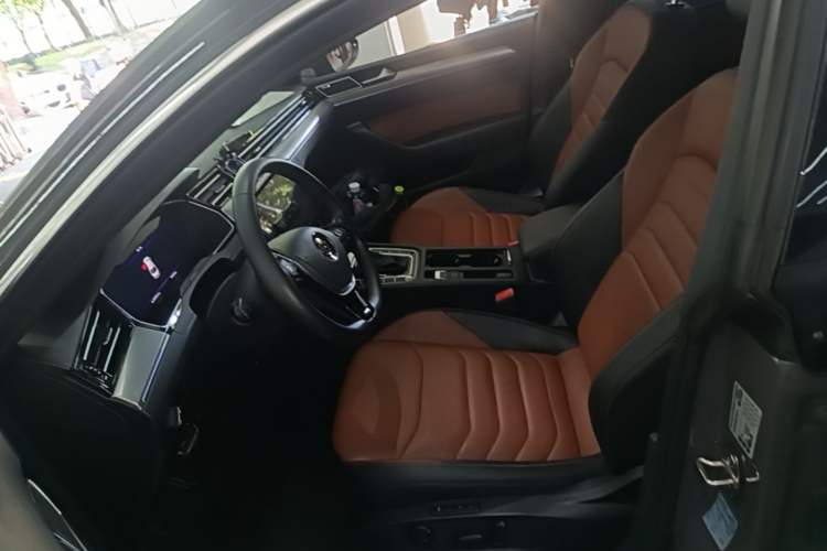 Used Volkswagen FAW-Volkswagen CC 2019 380TSI Glamour Edition China V Standard Left Front Seat