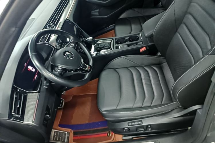 Used Volkswagen FAW-Volkswagen CC 2019 380TSI Glamour Edition China VI Standard Left Front Seat