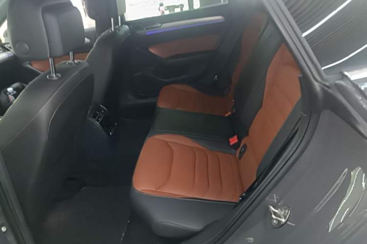 Used Volkswagen FAW-Volkswagen CC 2019 380TSI Glamour Edition China V Standard Left Rear Seat