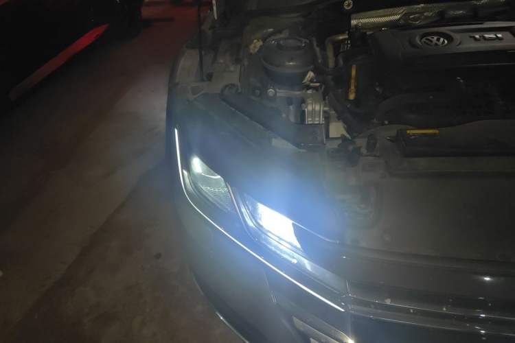 Used Volkswagen FAW-Volkswagen CC 2019 380TSI Glamour Edition China V Standard Right Front Headlight