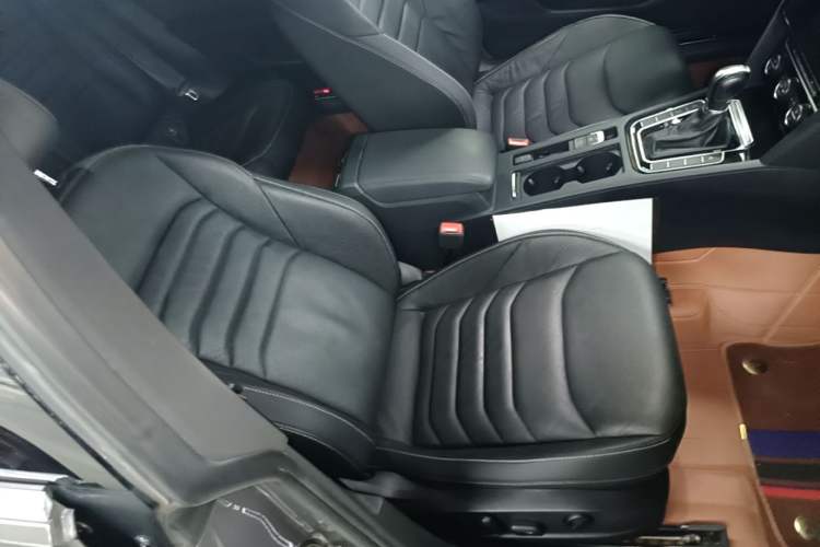 Used Volkswagen FAW-Volkswagen CC 2019 380TSI Glamour Edition China VI Standard Right Front Seat