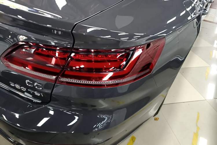 Used Volkswagen FAW-Volkswagen CC 2019 380TSI Glamour Edition China VI Standard Right Rear Taillight