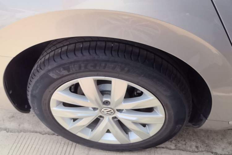 Used Volkswagen FAW-Volkswagen CC 2019 330TSI Huayan Edition China VI Right Rear Wheel Hub