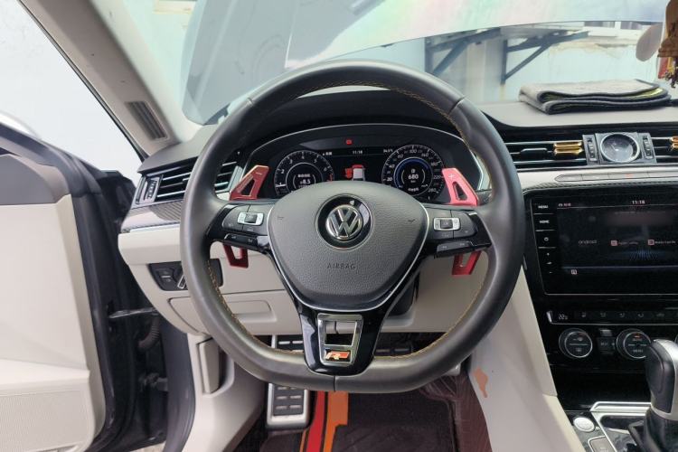 Used Volkswagen FAW-Volkswagen CC 2019 380TSI Yeyan Edition China VI Standard Steering Wheel