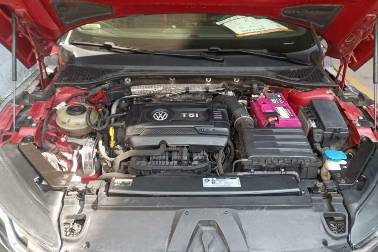 Used Volkswagen FAW-Volkswagen CC 2019 380TSI Glamour Edition China V Standard Engine Bay