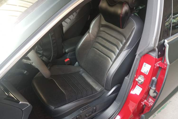 Used Volkswagen FAW-Volkswagen CC 2019 380TSI Glamour Edition China V Standard Left Front Seat