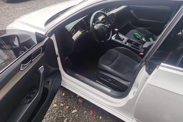 Used Volkswagen FAW-Volkswagen CC 2019 330TSI Huayan Edition China VI Driver Seat