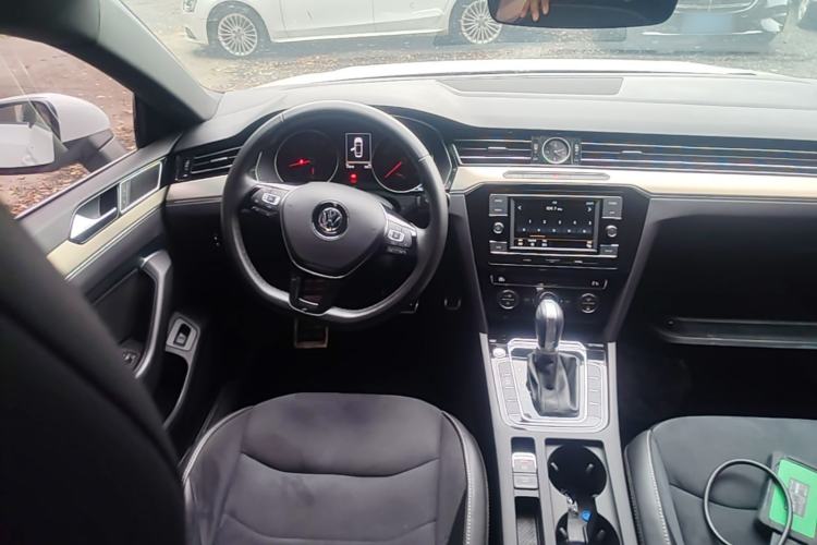 Used Volkswagen FAW-Volkswagen CC 2019 330TSI Huayan Edition China VI Steering Wheel