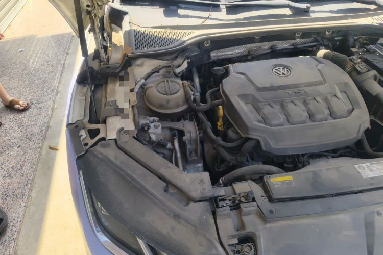 Used Volkswagen FAW-Volkswagen CC 2019 330TSI Glamour Edition China V Standard Engine Bay Right