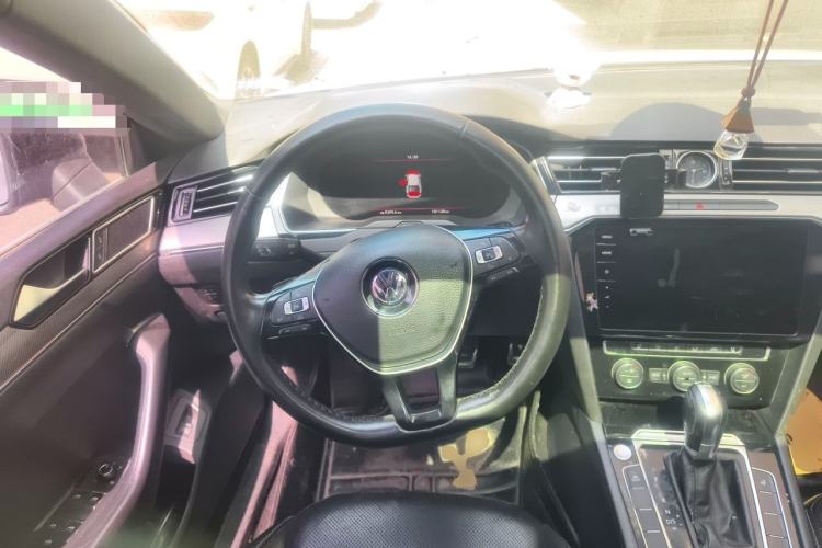 Used Volkswagen FAW-Volkswagen CC 2019 330TSI Glamour Edition China V Standard Steering Wheel