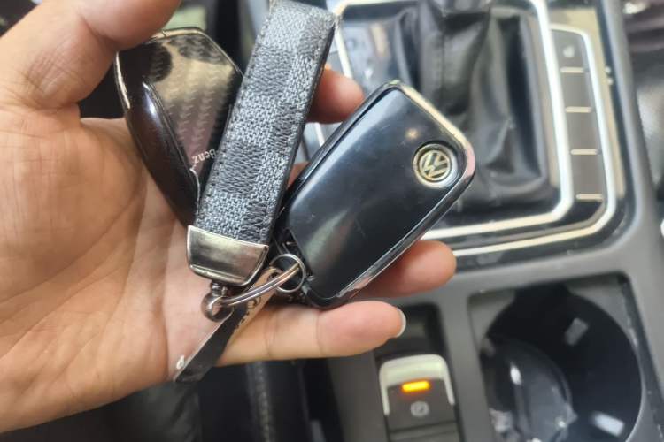 Used Volkswagen FAW-Volkswagen CC 2019 330TSI Glamour Edition China V Standard Vehicle Key