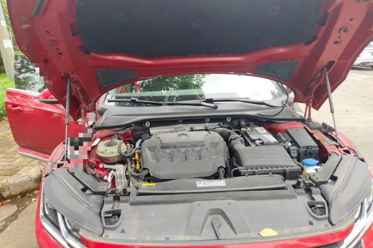 Used Volkswagen FAW-Volkswagen CC 2019 330TSI Glamour Edition China V Standard Engine Bay