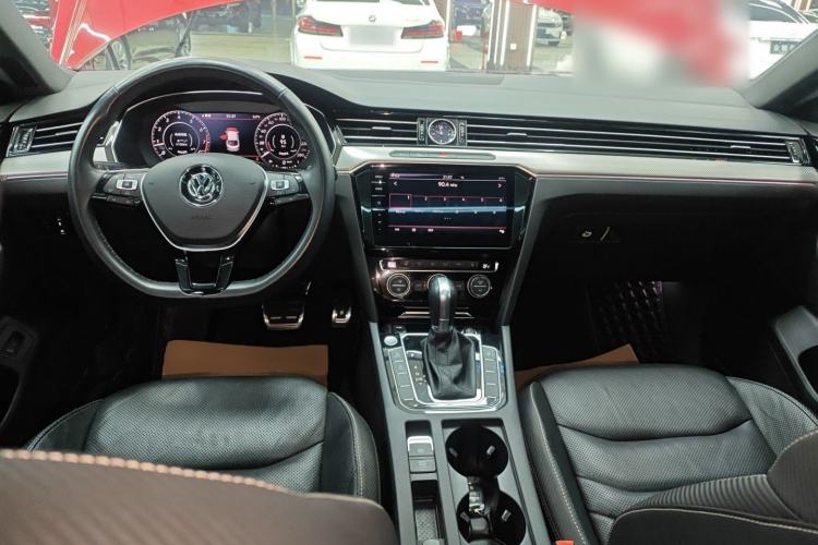 Used Volkswagen FAW-Volkswagen CC 2019 330TSI Glamour Edition China V Standard Interior 2