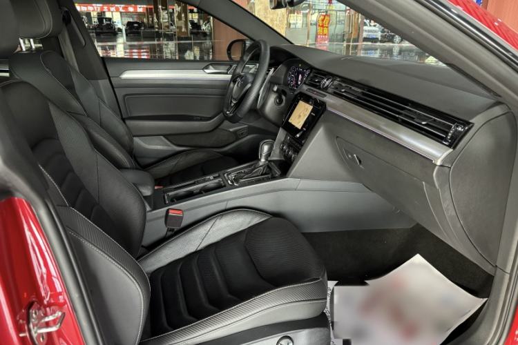 Used Volkswagen FAW-Volkswagen CC 2019 380TSI Glamour Edition China V Standard Interior 3