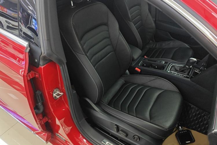 Used Volkswagen FAW-Volkswagen CC 2019 330TSI Glamour Edition China V Standard Right Front Seat