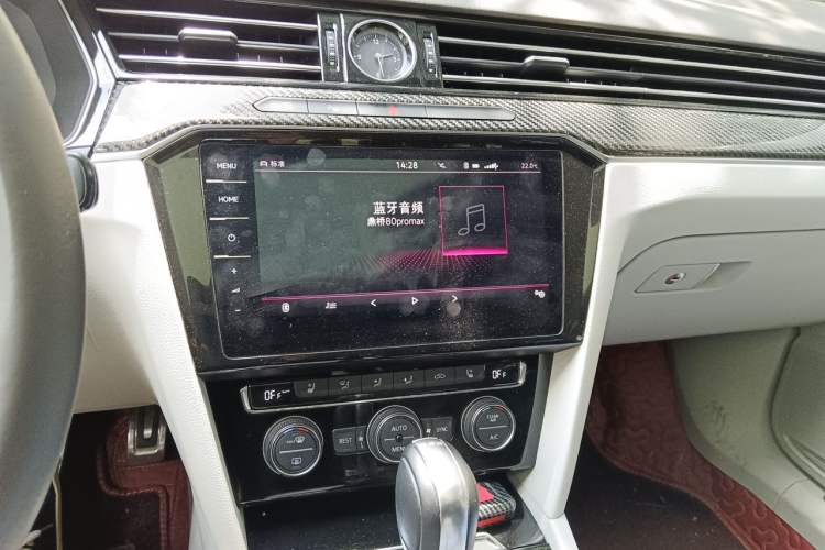 Used Volkswagen FAW-Volkswagen CC 2019 380TSI Yeyan Edition China V Standard Audio And AC Panel