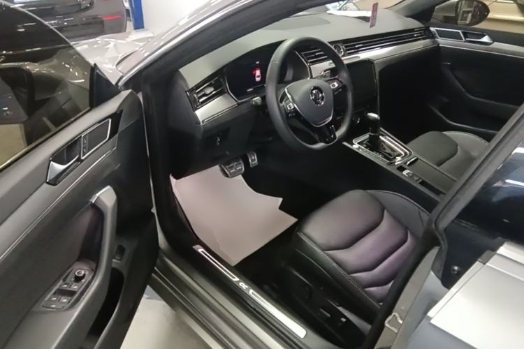 Used Volkswagen FAW-Volkswagen CC 2019 380TSI Glamour Edition China V Standard Driver Seat