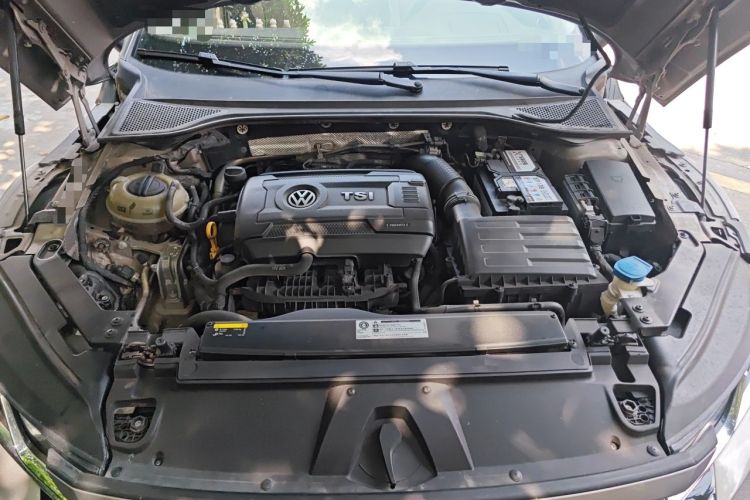Used Volkswagen FAW-Volkswagen CC 2019 380TSI Yeyan Edition China V Standard Engine Bay