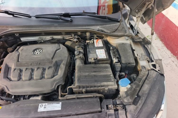 Used Volkswagen FAW-Volkswagen CC 2019 330TSI Glamour Edition China V Standard Engine Bay Left