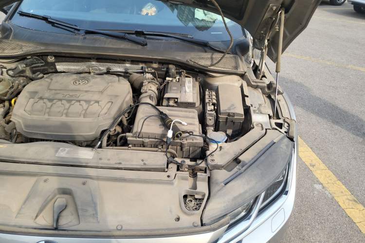 Used Volkswagen FAW-Volkswagen CC 2019 330TSI Glamour Edition China V Standard Engine Bay Left