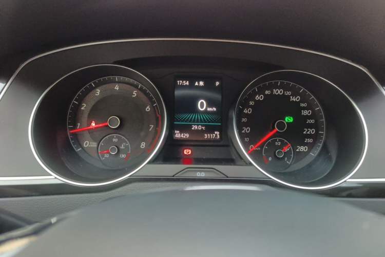 Used Volkswagen FAW-Volkswagen CC 2019 330TSI Glamour Edition China VI Instrument Cluster