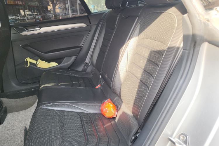 Used Volkswagen FAW-Volkswagen CC 2019 330TSI Glamour Edition China V Standard Left Rear Seat