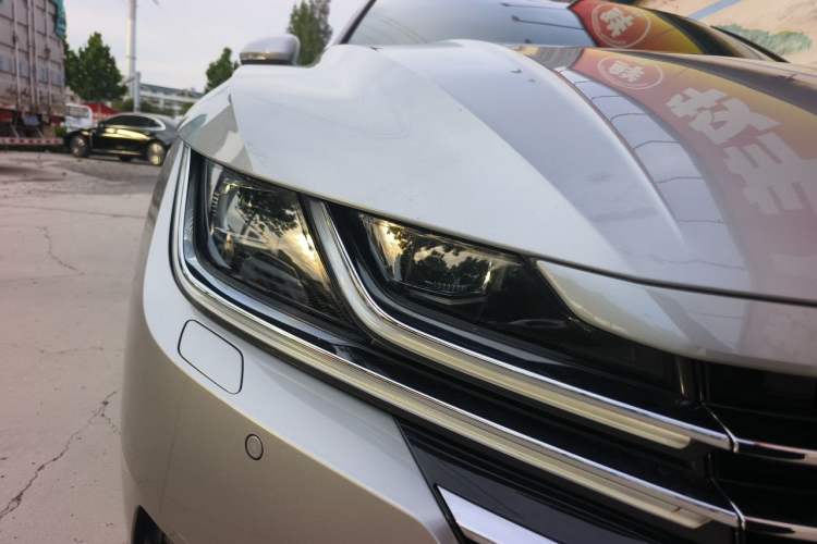Used Volkswagen FAW-Volkswagen CC 2019 330TSI Glamour Edition China V Standard Right Front Headlight