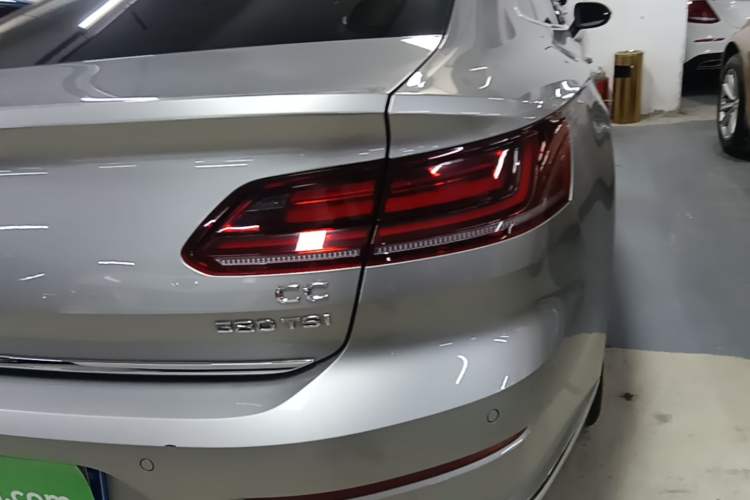 Used Volkswagen FAW-Volkswagen CC 2019 380TSI Glamour Edition China V Standard Right Rear Taillight